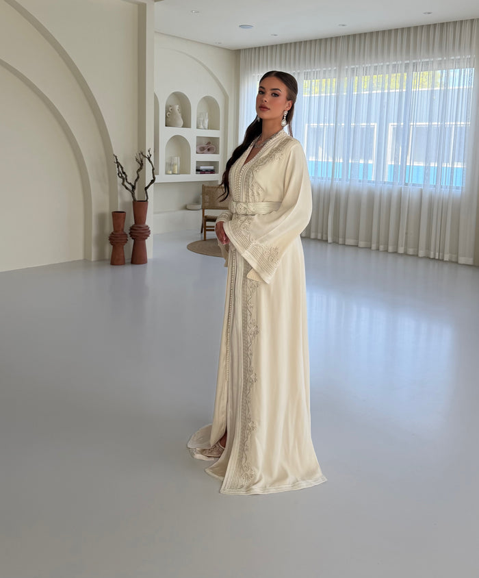 Takchita Amira  - off white